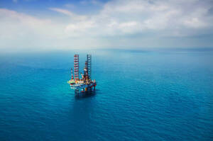 У 2025 році з російських портів танкери з нафтою здійснили рекордні 2300 рейсів У 2025 році з російських портів танкери з нафтою здійснили рекордні 2300 рейсів