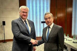 ����� ������� ������ ����� ����������� �������� � �����