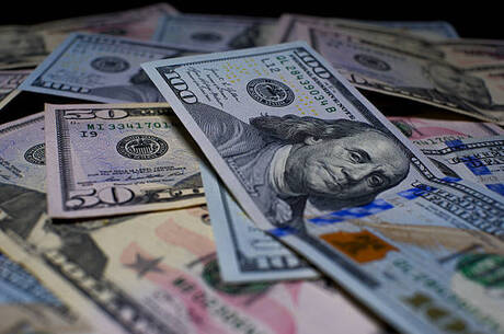 ������ �������� $1,5 ���� ������� ������ �� ���