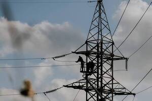 У частині регіонів України продовжують діяти графіки погодинних відключень світла – Міненерго У частині регіонів України продовжують діяти графіки погодинних відключень світла – Міненерго
