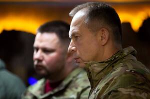 Зміна погоди активізувала фронт: росіяни тиснуть на кількох напрямках – Сирський Зміна погоди активізувала фронт: росіяни тиснуть на кількох напрямках – Сирський