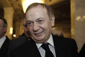 НАБУ просить Зеленського ввести санкції проти екснардепа, підозрюваного в махінаціях із землями ринку «Столичний» НАБУ просить Зеленського ввести санкції проти екснардепа, підозрюваного в махінаціях із землями ринку «Столичний»