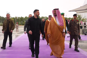 Зеленський прибув до Саудівської Аравії Зеленський прибув до Саудівської Аравії