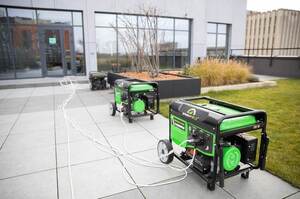 Імпорт акумуляторів зріс майже вчетверо на тлі суттєвого падіння попиту на генератори Імпорт акумуляторів зріс майже вчетверо на тлі суттєвого падіння попиту на генератори