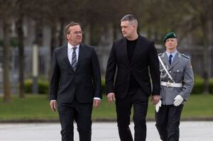 ������ �� ͳ������� �������� ����� ���������� ����� �������� � ��������� ���� �� �4 ����