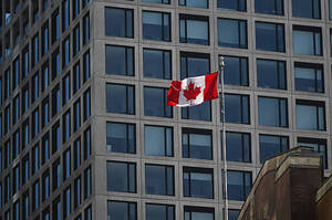 ������ ������� ��� ������ ���������� ���� �Canada Strong� �� �������� � $25 ����