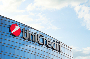 ���������� Commerzbank: UniCredit ������ ���� ������ �� ����� 30%