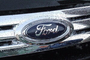 Масштабне відкликання авто обвалило акції Ford на 13% Масштабне відкликання авто обвалило акції Ford на 13%