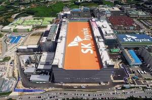 Лідер ШІ-ринку: SK Hynix обійшла Samsung після зростання акцій на 340% Лідер ШІ-ринку: SK Hynix обійшла Samsung після зростання акцій на 340%