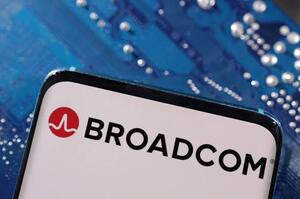 Apple та Broadcom розширюють партнерство: акції постачальника чипів підскочили майже на 5% Apple та Broadcom розширюють партнерство: акції постачальника чипів підскочили майже на 5%