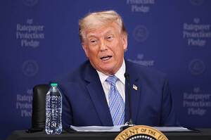 Малий бізнес США подав позов проти нових мит Трампа на 60 країн Малий бізнес США подав позов проти нових мит Трампа на 60 країн