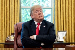 Трамп монетизує власні дописи: Truth Social продаватиме ранній доступ до заяв президента за $100 000 на місяць Трамп монетизує власні дописи: Truth Social продаватиме ранній доступ до заяв президента за $100 000 на місяць