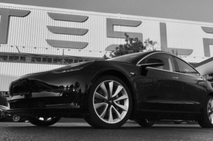 Tesla відкликає в Китаї понад 5 млн автомобілів через проблеми з безпекою Tesla відкликає в Китаї понад 5 млн автомобілів через проблеми з безпекою