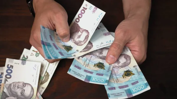 У серпні до держбюджету надійшло 219,2 млрд грн податків та зборів У серпні до держбюджету надійшло 219,2 млрд грн податків та зборів
