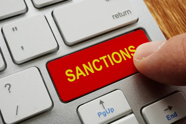 США запровадили нові санкції проти авіаційного сектору Ірану США запровадили нові санкції проти авіаційного сектору Ірану