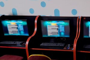 У Києві перед судом постануть 12 учасників мережі нелегальних гральних закладів У Києві перед судом постануть 12 учасників мережі нелегальних гральних закладів