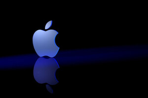 Apple презентувала свій перший розкладний смартфон iPhone Duo та оновила лінійку пристроїв Apple презентувала свій перший розкладний смартфон iPhone Duo та оновила лінійку пристроїв