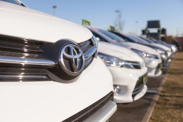 TOYOTA RAV-4 очолила рейтинг серед приватних покупців нових авто в серпні TOYOTA RAV-4 очолила рейтинг серед приватних покупців нових авто в серпні