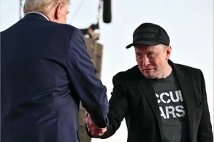 Маск повертаєтся до Трампа: Пентагон доручив йому вивчати війни майбутнього Маск повертаєтся до Трампа: Пентагон доручив йому вивчати війни майбутнього