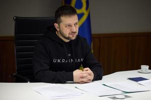 Зеленський: путін наказав російським військовим зняти всі обмеження на повітряні удари по Україні Зеленський: путін наказав російським військовим зняти всі обмеження на повітряні удари по Україні