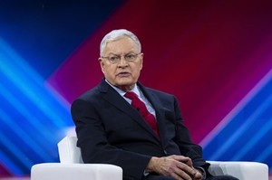 Кіт Келлог закликав не заважати Україні бити по російських НПЗ і назвав заяви Трампа «шумом» Кіт Келлог закликав не заважати Україні бити по російських НПЗ і назвав заяви Трампа «шумом»
