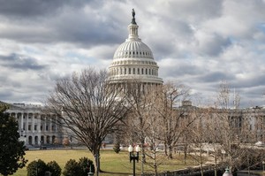 Сенатори США пропонували Україні 100 днів не бити по російських НПЗ в обмін на розширення Starlink – WSJ Сенатори США пропонували Україні 100 днів не бити по російських НПЗ в обмін на розширення Starlink – WSJ