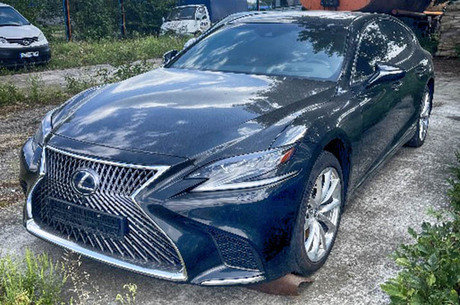  LEXUS LS 500H ()  $45 700