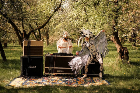  , Jamala, DakhaBrakha:        