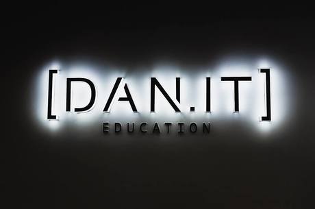 DAN.IT education