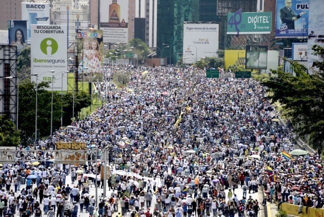 50 діб протесту: Венесуела знов у режимі надзвичайного стану