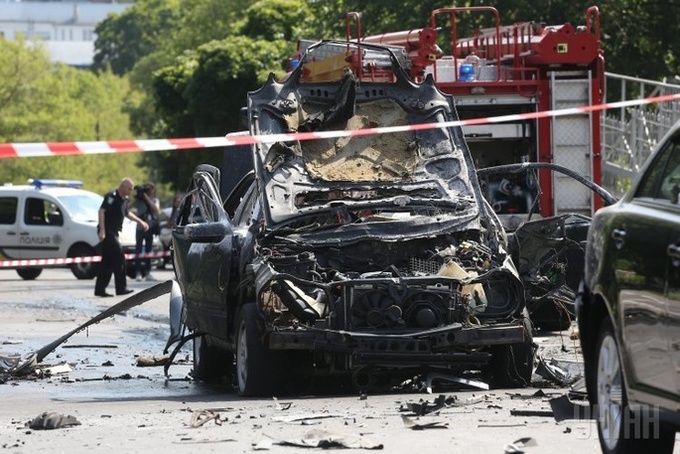 У Києві знову вибухнув автомобіль: водій загинув (відео)