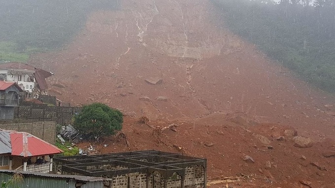 У Сьєрра-Леоне вирубка лісів призвела до масштабного зсуву грунту, сотні людей загинули