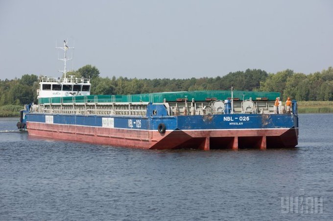 Проти течії: що заважає зробити Дніпро судноплавним