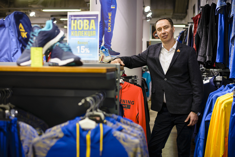 Представитель бренда спортивной одежды Peak:  «Из всех стран, только в Украине создают дизайн формы для своей Олимпийской сборной»