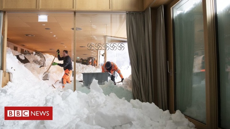 Європу накрили сильні снігопади: жертвами стихії стали 16 людей (ФОТО, ВІДЕО)