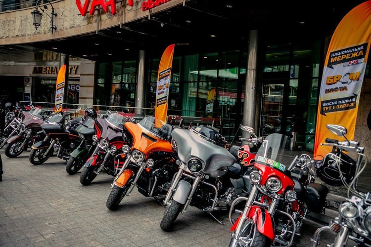 БРСМ-Нафта та Harley-Davidson® Kyiv пліч-о-пліч відсвяткували закриття байкерського сезону в стилі Pocker Run