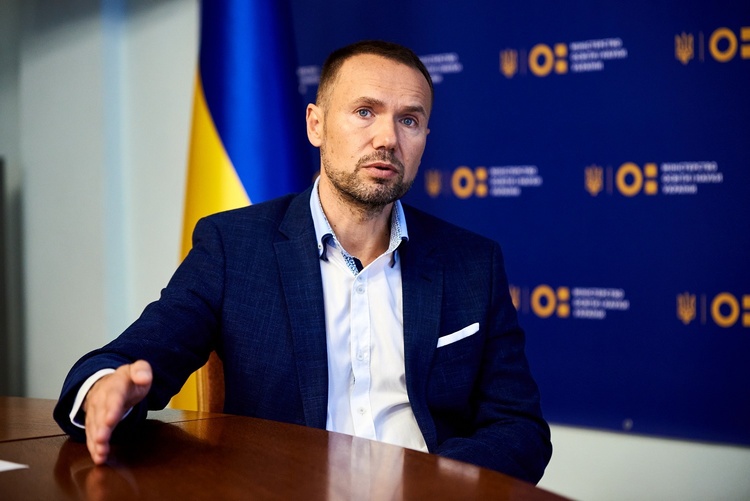 Сергій Шкарлет: «Зараз лише 74 школи в Україні не підключені до інтернету»