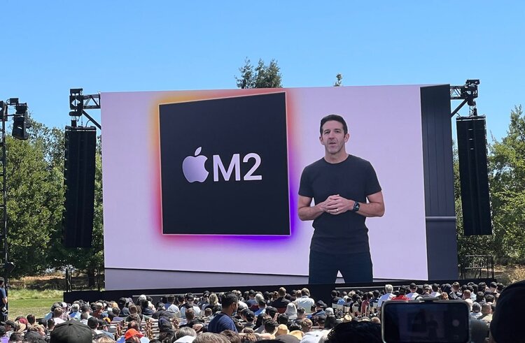ҳ   .    Apple?