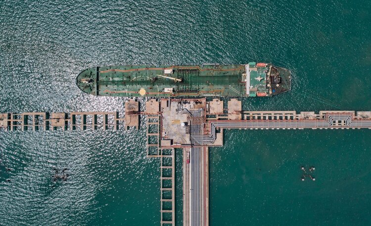      䳿:       Nayara Energy