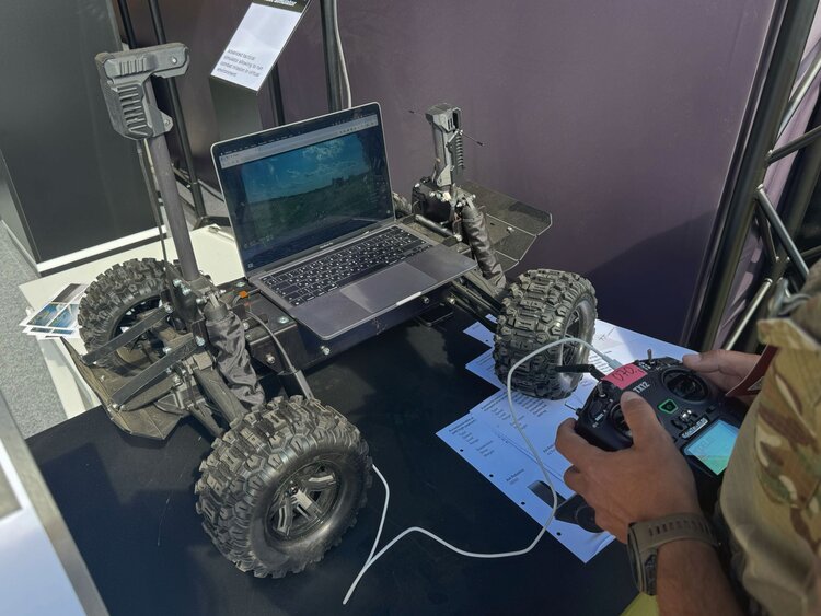 ����� 20 ������� ��� � �� �����, ��������� �� ������ � � ��������: �� Ark Robotics �������� ����� �� ���� ������