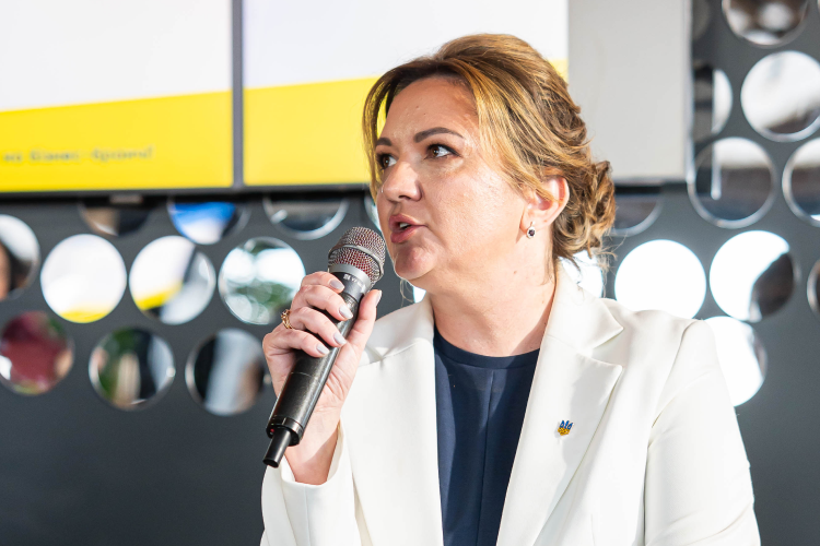 AB InBev Efes Ukraine ����� ������ � �����-������ �������ò�. ����ò�. ²���²����Ͳ��ܻ