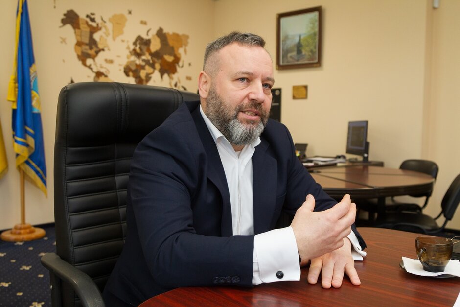 �.�.�. ������ �������� ������ ����������� ��������: ��� �������� ��� ���������� ̳�������� ����� ������ �������� �� ������� � ������, ����� �� ��������