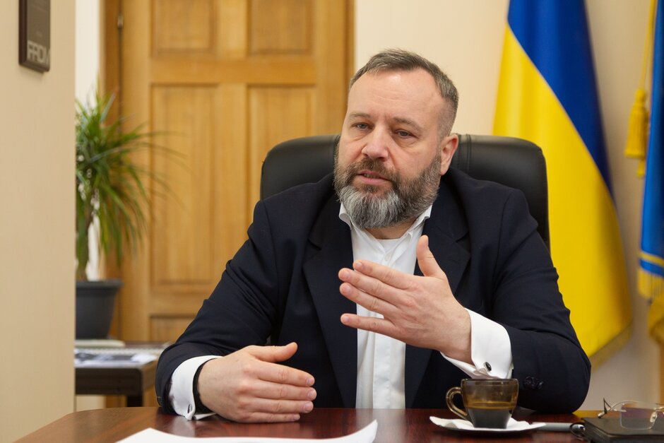 �.�.�. ������ �������� ������ ����������� ��������: ��� �������� ��� ���������� ̳�������� ����� ������ �������� �� ������� � ������, ����� �� ��������