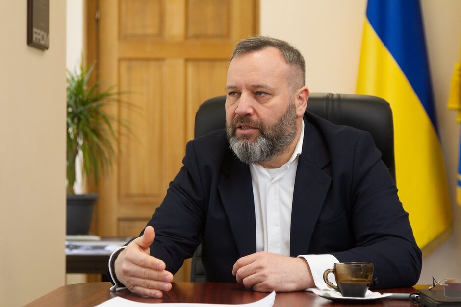 �.�.�. ������ �������� ������ ����������� ��������: ��� �������� ��� ���������� ̳�������� ����� ������ �������� �� ������� � ������, ����� �� ��������