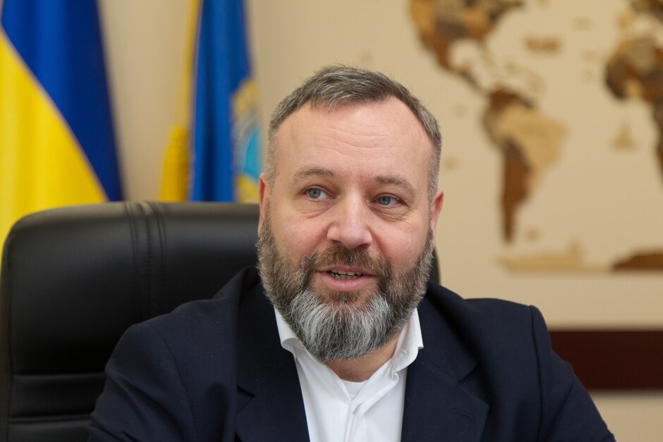 �.�.�. ������ �������� ������ ����������� ��������: ��� �������� ��� ���������� ̳�������� ����� ������ �������� �� ������� � ������, ����� �� ��������