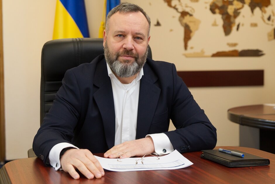 �.�.�. ������ �������� ������ ����������� ��������: ��� �������� ��� ���������� ̳�������� ����� ������ �������� �� ������� � ������, ����� �� ��������