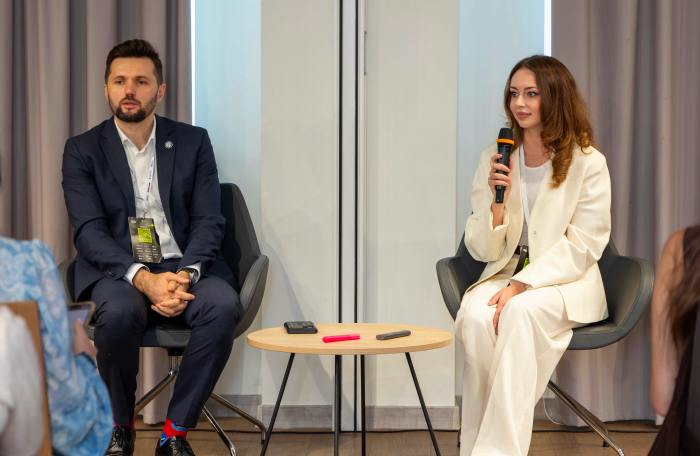 AB InBev Efes Ukraine ���������� �� showcase-��� UNIC